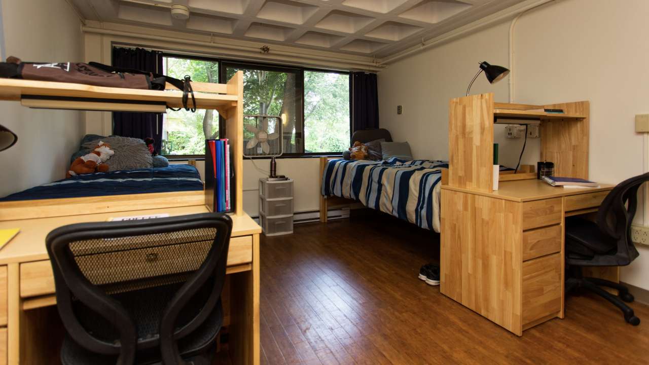 Carle Hall, dorm room